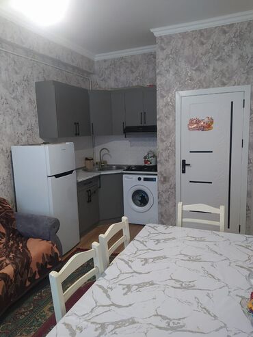 Uzunmüddətli kirayə mənzillər: Saray mtk binası 2 Otaq studio metbex Aile (senedlerı qaydasında olan — 2