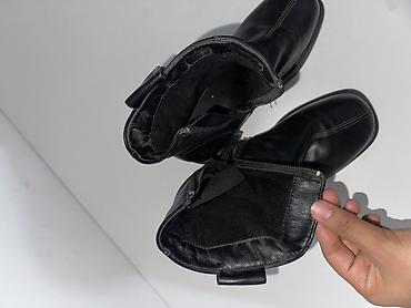 foot patch: Торг имеется Черные женские полусапоги на устойчивом каблуке. Покупала — 3
