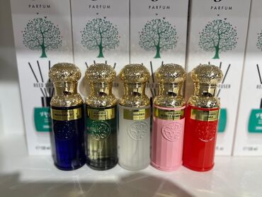 Ətriyyat: Çox keyfiyyetli ətirlər Qalıçılıgı 2-3 gün 30 ml-10 50 ml-15 azn Hər lalafo.az -da Ətriyyat: Çox keyfiyyetli ətirlər Qalıçılıgı 2-3 gün 30 ml-10 50 ml-15 azn Hər