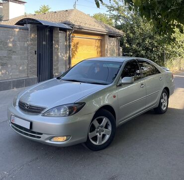 автомобиль на кредит: Toyota Camry: 2004 г., 2.4 л, Автомат, Бензин, Седан