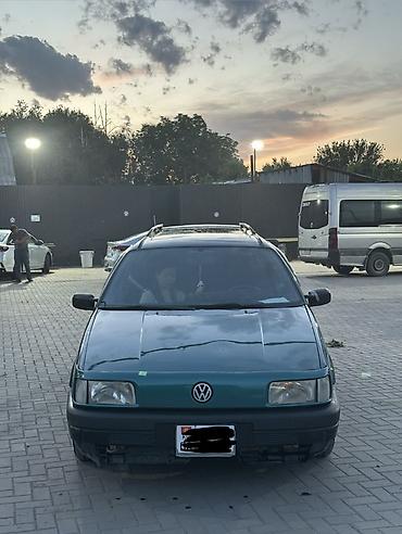 мини электро: Volkswagen Passat Variant: 1991 г., 1.8 л, Механика, Бензин, Универсал — 2