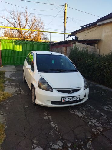 ручка машины: Honda Fit: 2001 г., Автомат, Бензин, Хетчбек