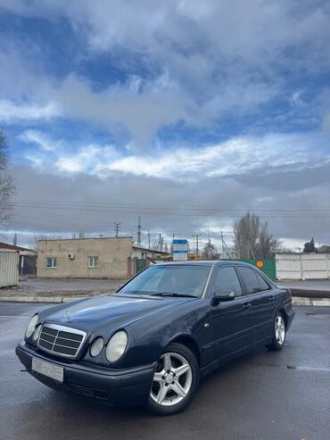 Mercedes-Benz: Mercedes-Benz E-Class: 1995 г., 2.3 л, Механика, Бензиновая, Седан — 1