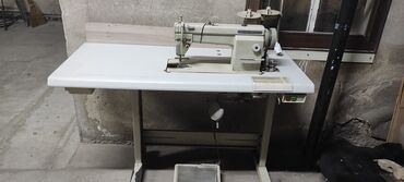 Вышивальные машинки: Продаю швейную машинку в рабочем состоянии