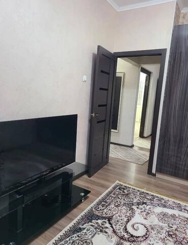 Продажа квартир: 3 комнаты, 70 м², 106 серия, 4 этаж, Косметический ремонт
