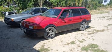 продаю авто в рассрочку бишкек: Volkswagen Passat: 1989 г., 1.8 л, Механика, Бензин, Универсал