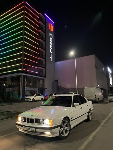 зарядное устройство для машины: BMW 5 series: 1993 г., 2.5 л, Механика, Бензин, Седан