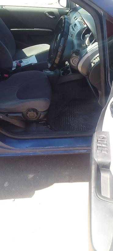 жак бу: Honda Fit: 2002 г., 1.3 л, Автомат, Бензин, Хетчбек — 2