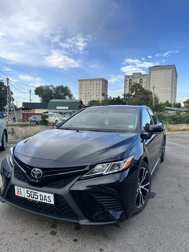 рассмотрю обмен: Toyota Camry: 2018 г., 2.5 л, Автомат, Бензин, Седан