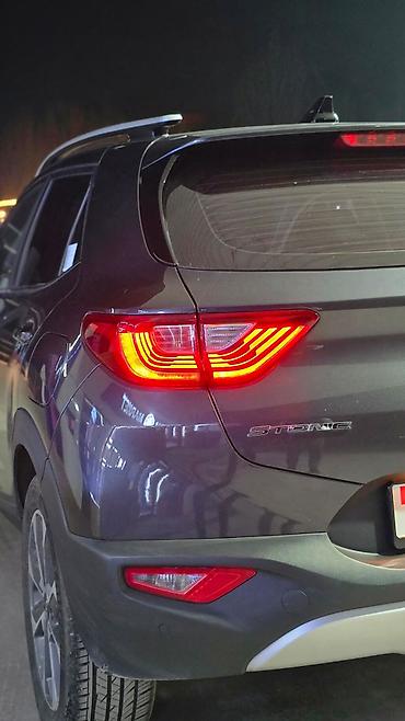 Kia: Kia Stonic: 2019 г., 1.4 л, Автомат, Кроссовер — 4