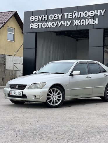 нехия 2: Toyota Altezza: 2003 г., 2 л, Автомат, Бензин, Седан