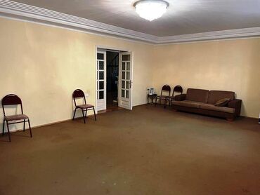 Uzunmüddətli kirayə mənzillər: Rəşid Behbudov küçəsində 5 mərtəbəli binanın 4 cü mərtəbəsi ümumi — 5