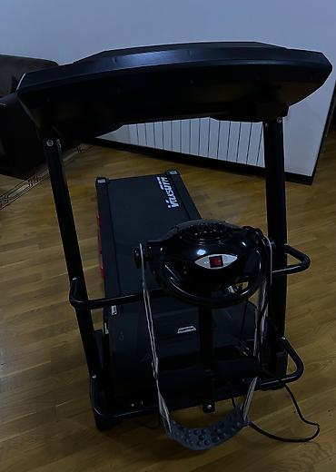 qaçış lenti: Təcili satılır! Motor: 3 HP Sürət: 18 Km/s İncline: 15% Avto — 3