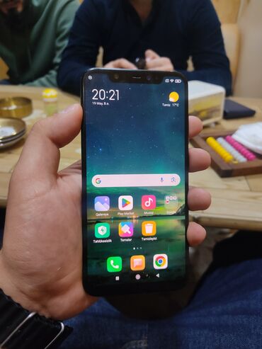 Xiaomi: Xiaomi Mi 8, 128 GB, rəng - Qara, 
 Barmaq izi, Face ID