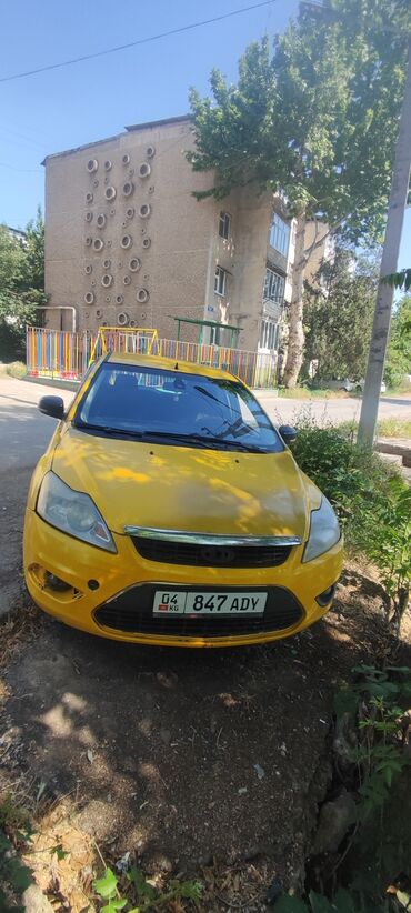 Ford: Ford Focus: 2010 г., 1.6 л, Механика, Бензин, Универсал