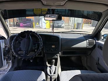 Volkswagen: Volkswagen Passat Variant: 1994 г., 1.8 л, Механика, Бензин, Универсал — 11