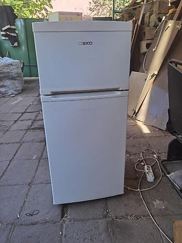 серый холодильник: Холодильник Beko, Б/у, Двухкамерный, De frost (капельный), 50 * 144 * 50 — 1