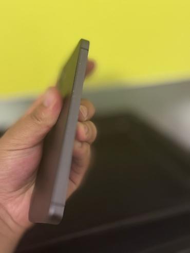 телефон one plus: Samsung Galaxy S24 (модель SM‑S921B/DS), графитовый цвет — 6