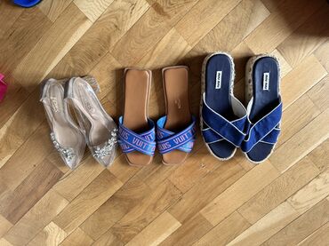 Kürklər: - Tünd qəhvəyi rəngdə xəz. Ölçü 44-48, 2 dəfə toya geyinilib, əla — 9