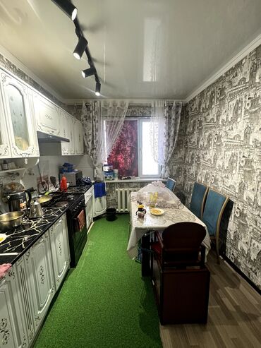 Продажа квартир: 2 комнаты, 65 м² — 6