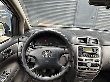 avensis verso 2005: Toyota Avensis Verso: 2003 г., 2 л, Механика, Дизель, Минивэн — 6
