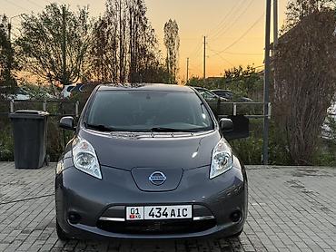 Продажа авто: Nissan Leaf: 2013 г., Электромобиль, Хэтчбэк — 2