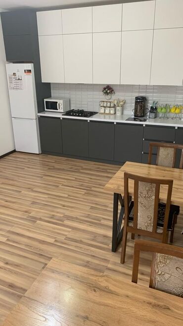 Посуточная аренда комнат: 400 м², С мебелью — 5