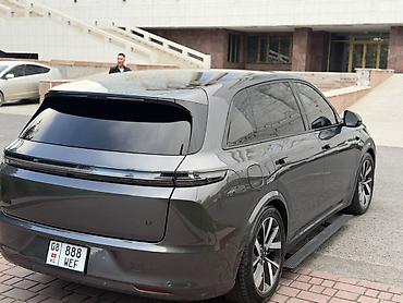 Lixiang: Lixiang L7: 2023 г., 1.5 л, Автомат, Гибрид, Кроссовер — 6