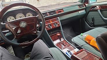 Продажа авто: Mercedes-Benz W124: 1992 г., 2 л, Автомат, Бензин, Седан — 9