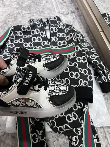 bape shark: Детский комплект: спортивный костюм + кроссовки - Спортивный костюм — 1