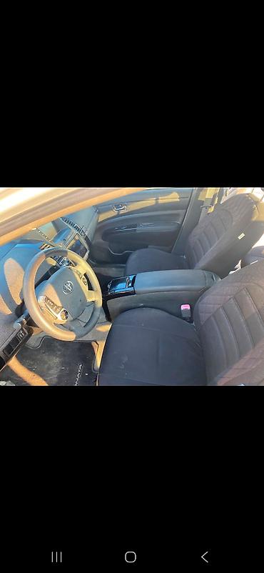 prius salon: Toyota Prius (ikinci nəsil, liftback) – hibrid Özəlliklər: - Hibrid — 2