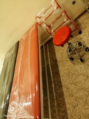 Kuşetkalar: Sadə baş hissəsi qalxıb enən Nazik maçalkalı kuşetka 
müayinə üçün — 11