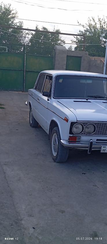 turbo.az vaz 2106 satisi: VAZ 2103, ağ rəng, klassik sedan. Xarici görünüş: - Xrom qabaq və — 6