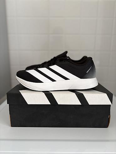 5500: Мужские кроссовки, 43, Adidas, Новый, цвет - Черный, Самовывоз, Платная доставка — 1