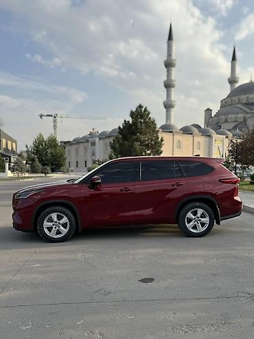 crv 2: Toyota Highlander: 2022 г., 2.5 л, Гибрид, Кроссовер — 7