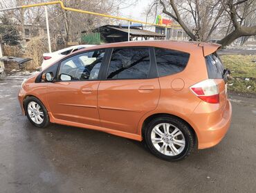 Honda: Honda Fit: 2010 г., 1.5 л, Типтроник, Бензин, Хэтчбэк