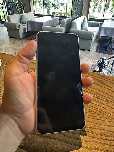 Мобильные телефоны и аксессуары: Samsung A17 Telefon yenidir pakovka Ama acmisiq pakovkasini — 5
