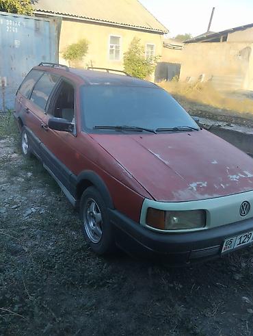 Унаа: Volkswagen Polo: 1989 г., 1.8 л, Кол менен иштөөчү, Бензин — 1