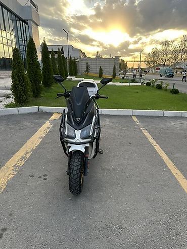 low 2 фикс: Скутеретта 150 куб. см, Бензин, Б/у — 2