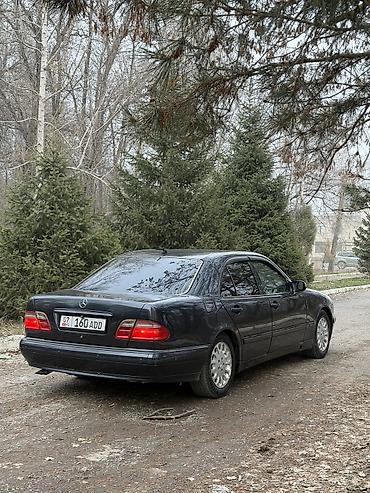 Mercedes-Benz: Mercedes-Benz E-Class: 2000 г., 3.2 л, Автомат, Бензин, Седан — 5