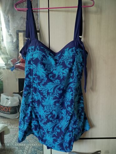 калон кардани сина дар шароити хона: Слитный купальник р.52-54 ОТДАМ ЗА 1Л ШОРО. Вывоз 6 мкр - Цвет