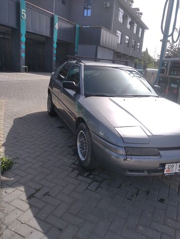 Mazda: Mazda 323: 1990 г., 1.6 л, Механика, Бензин