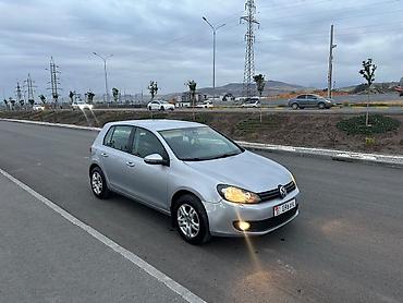 Volkswagen Golf: 2009 г., 1.6 л, Автомат, Бензин, Хэтчбэк