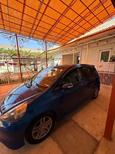 двигатель d15b: Honda Jazz: 2007 г., 1.4 л, Автомат, Бензин, Хэтчбэк