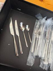 Süfrə qab-qacaqı: English Home 48 ədəd hər birindən 12 ədəd 30 azn