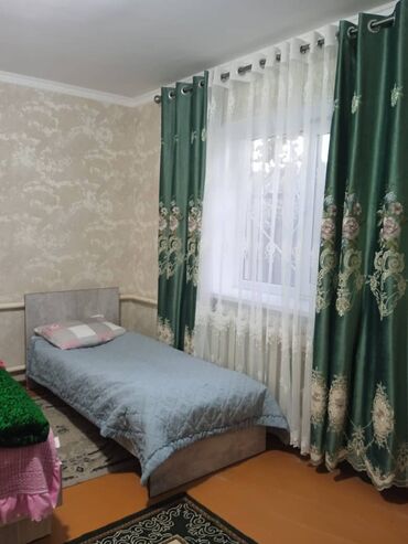 Посуточная аренда домов: 150 м², 6 комнат, Утепленный, Бронированные двери, Видеонаблюдение — 3