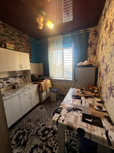 Продажа квартир: 3 комнаты, 64 м² — 4