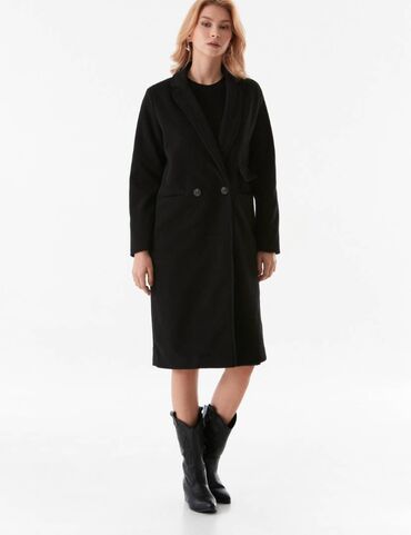 Pencəklər: Yeni etiketi ustunde,boyuk geldiyine gore olcusu satiram.oversize