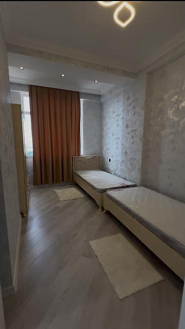 studio menzil: Yeni Günəşli qəsəbəsində, 275 nömrəli tam orta məktəbin yaxınlığında — 2