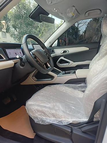 BYD: BYD Yuan Up: 2025 г., Электромобиль, Кроссовер — 13